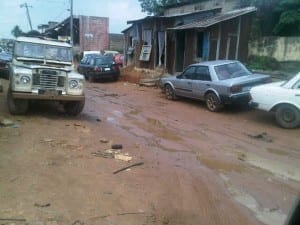Estado original de la calle antes de estabilizar Estabilización de calles con suelos cohesivos